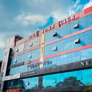 3* Hotel Opera Near Bus Stand